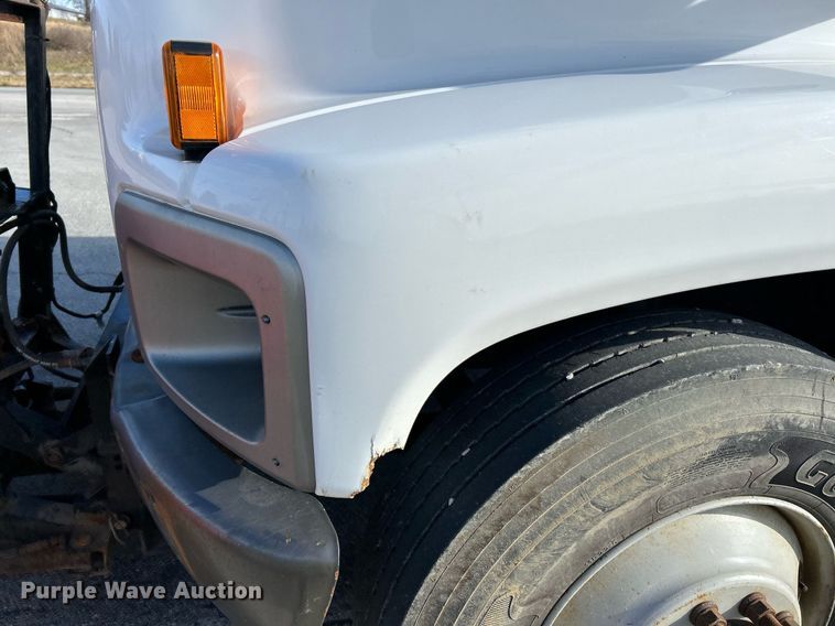 image for item NE9666 2009 GMC C7500 dump truck