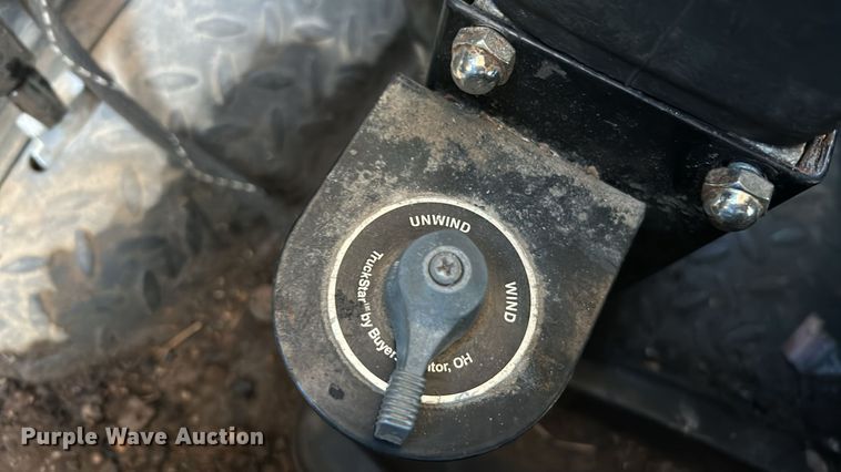 image for item NE9666 2009 GMC C7500 dump truck