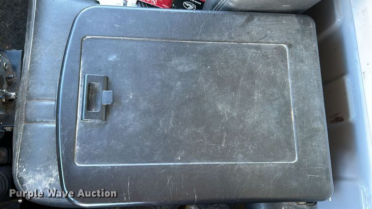 image for item NE9666 2009 GMC C7500 dump truck