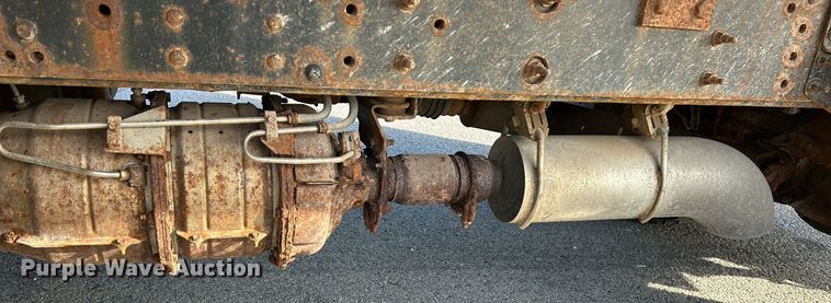 image for item NE9666 2009 GMC C7500 dump truck