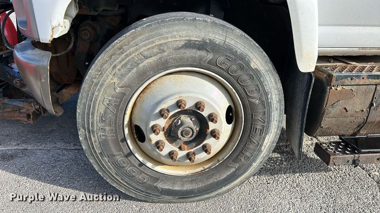 image for item NE9666 2009 GMC C7500 dump truck