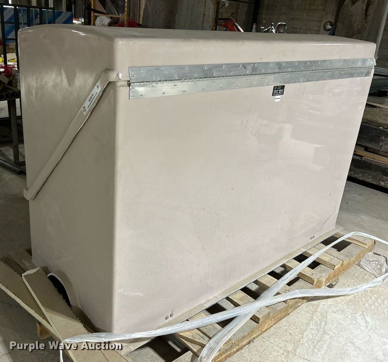 image for item NE9670 Hot Box LB3N  insulated enclosure