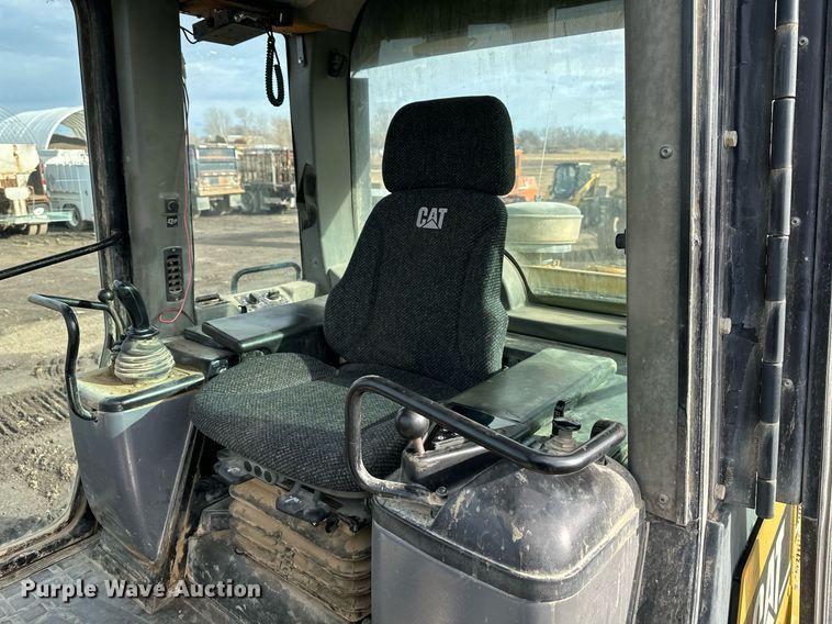 image for item NL9320 2006 Caterpillar 953C  track loader