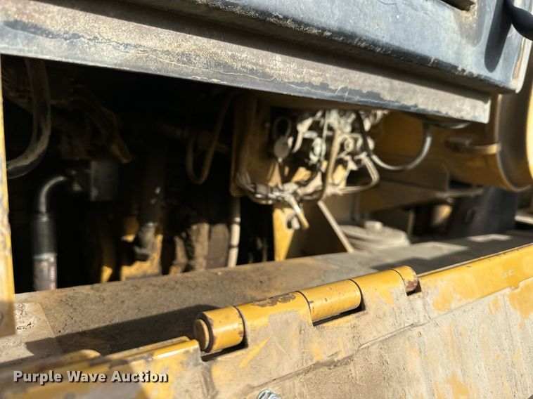 image for item NL9320 2006 Caterpillar 953C  track loader