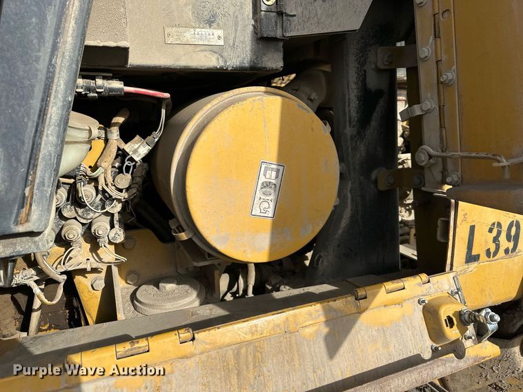 image for item NL9320 2006 Caterpillar 953C  track loader