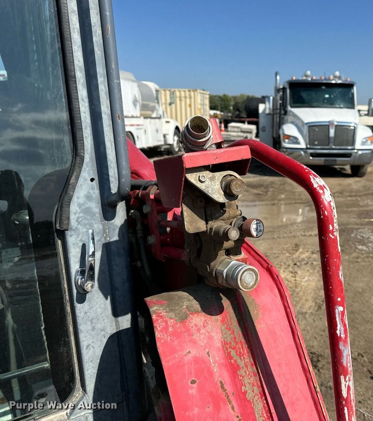 image for item NL9323 2015 Takeuchi  TL10 tracked skid steer loader