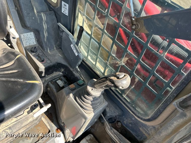 image for item NL9323 2015 Takeuchi  TL10 tracked skid steer loader