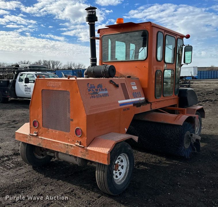 image for item NL9328 Broce KR350  broom