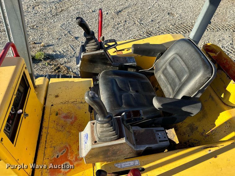 image for item NM9183 1998 Fiat-Allis FD80  dozer