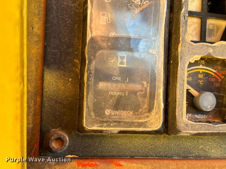 image for item NM9183 1998 Fiat-Allis FD80  dozer