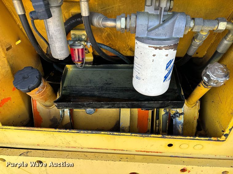 image for item NM9183 1998 Fiat-Allis FD80  dozer