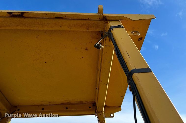 image for item NM9184 1989 Fiat-Allis FL10E Turbo  track loader