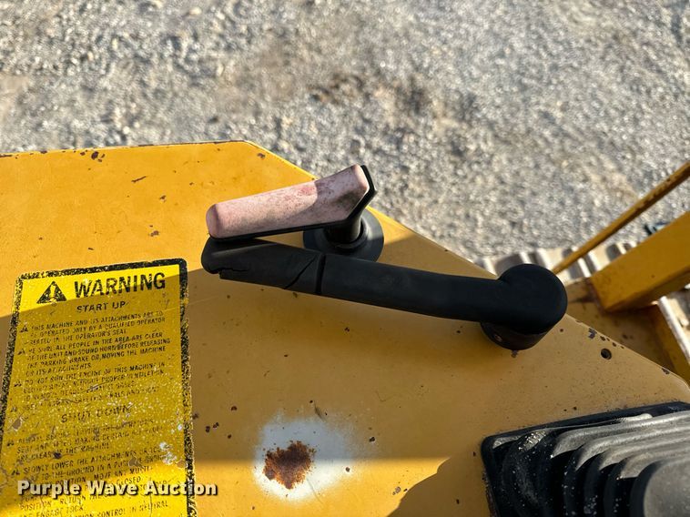 image for item NM9184 1989 Fiat-Allis FL10E Turbo  track loader