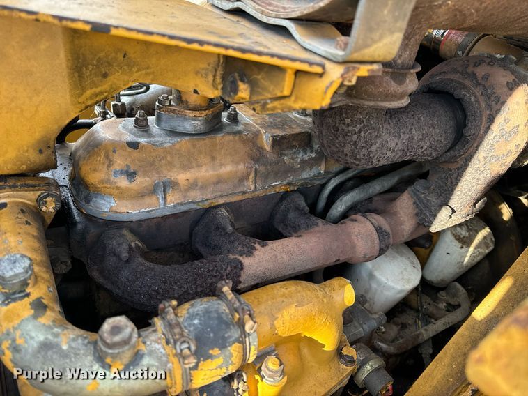 image for item NM9184 1989 Fiat-Allis FL10E Turbo  track loader