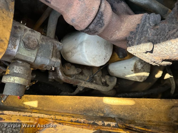 image for item NM9184 1989 Fiat-Allis FL10E Turbo  track loader