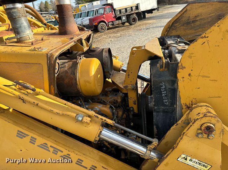 image for item NM9184 1989 Fiat-Allis FL10E Turbo  track loader