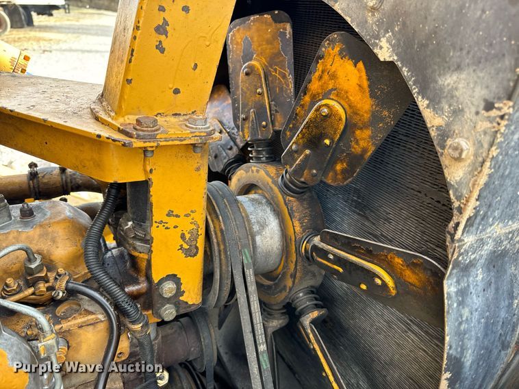 image for item NM9184 1989 Fiat-Allis FL10E Turbo  track loader