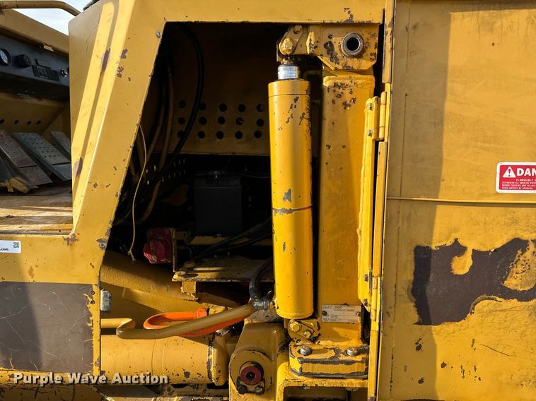 image for item NM9184 1989 Fiat-Allis FL10E Turbo  track loader