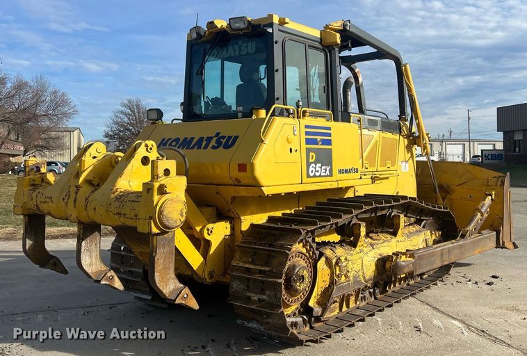 image for item NN9351 2017 Komatsu D65EX-18  dozer