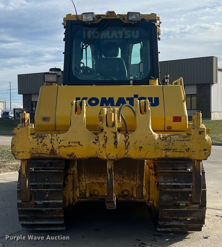 image for item NN9351 2017 Komatsu D65EX-18  dozer