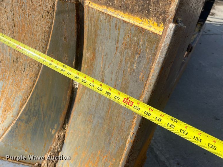 image for item NN9351 2017 Komatsu D65EX-18  dozer