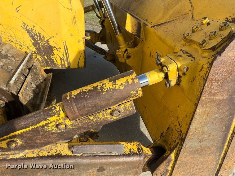 image for item NN9351 2017 Komatsu D65EX-18  dozer