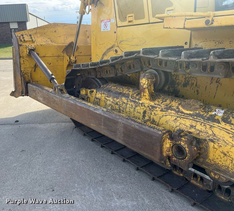 image for item NN9351 2017 Komatsu D65EX-18  dozer