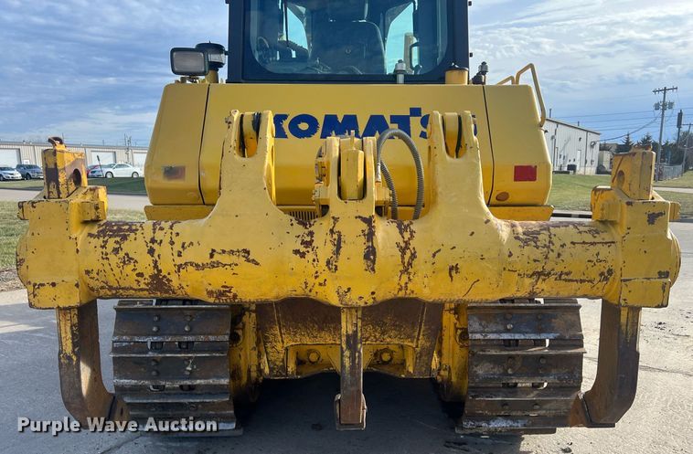image for item NN9351 2017 Komatsu D65EX-18  dozer
