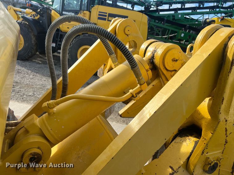 image for item NN9351 2017 Komatsu D65EX-18  dozer