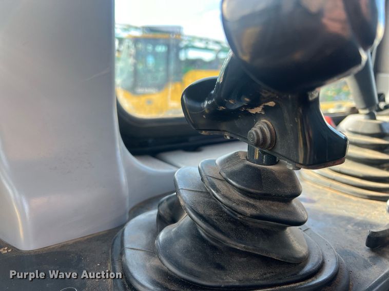 image for item NN9351 2017 Komatsu D65EX-18  dozer