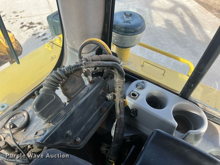 image for item NN9351 2017 Komatsu D65EX-18  dozer