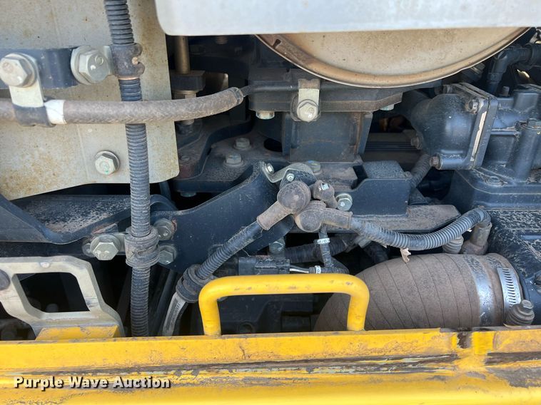 image for item NN9351 2017 Komatsu D65EX-18  dozer