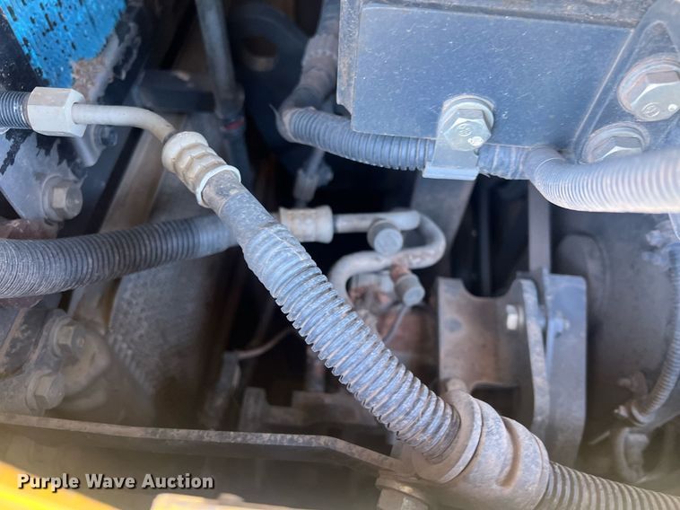 image for item NN9351 2017 Komatsu D65EX-18  dozer