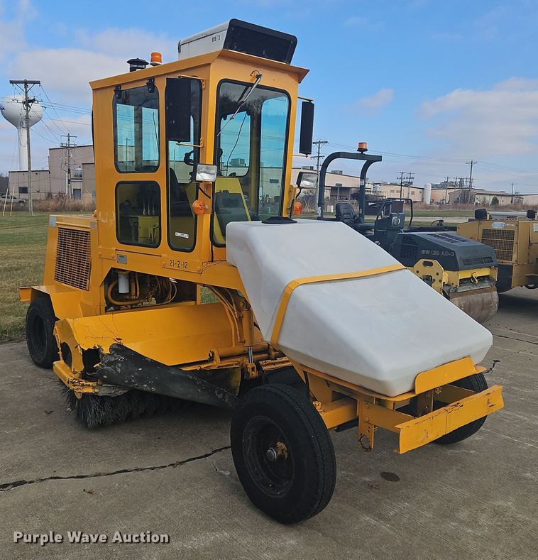 image for item NZ9099 Waldon Sweepmaster 250  broom