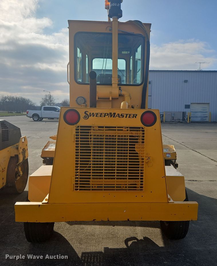 image for item NZ9099 Waldon Sweepmaster 250  broom