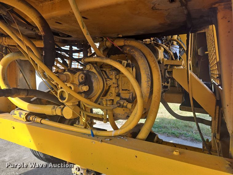 image for item NZ9099 Waldon Sweepmaster 250  broom