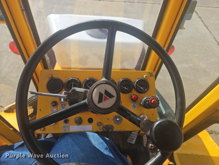 image for item NZ9099 Waldon Sweepmaster 250  broom