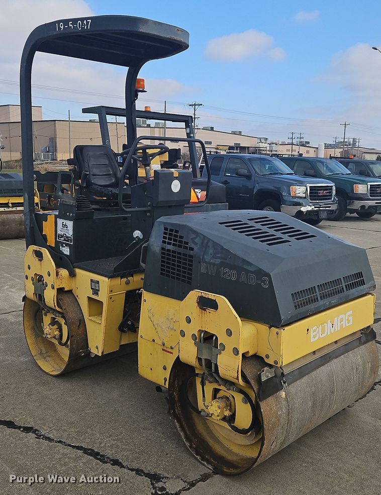 image for item NZ9100 2002 Bomag BW 120 AD-3 double drum vibratory roller