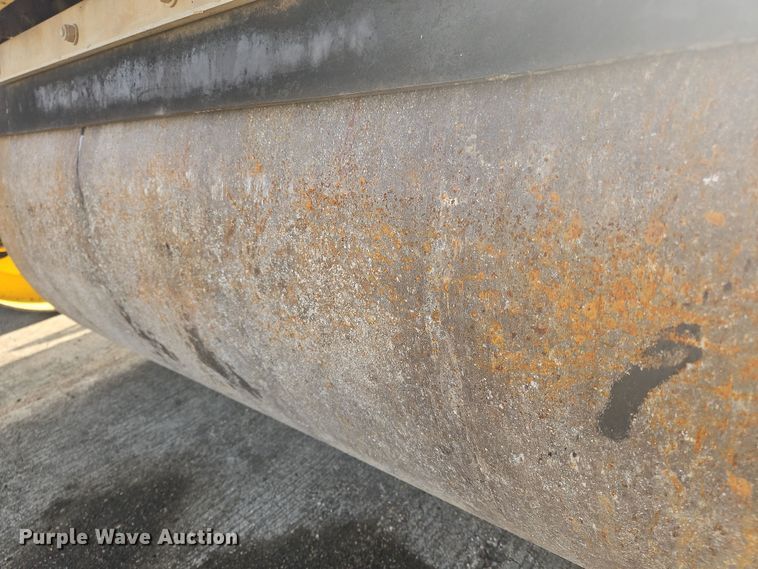 image for item NZ9100 2002 Bomag BW 120 AD-3 double drum vibratory roller