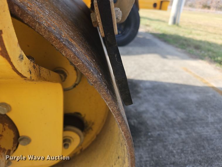 image for item NZ9100 2002 Bomag BW 120 AD-3 double drum vibratory roller