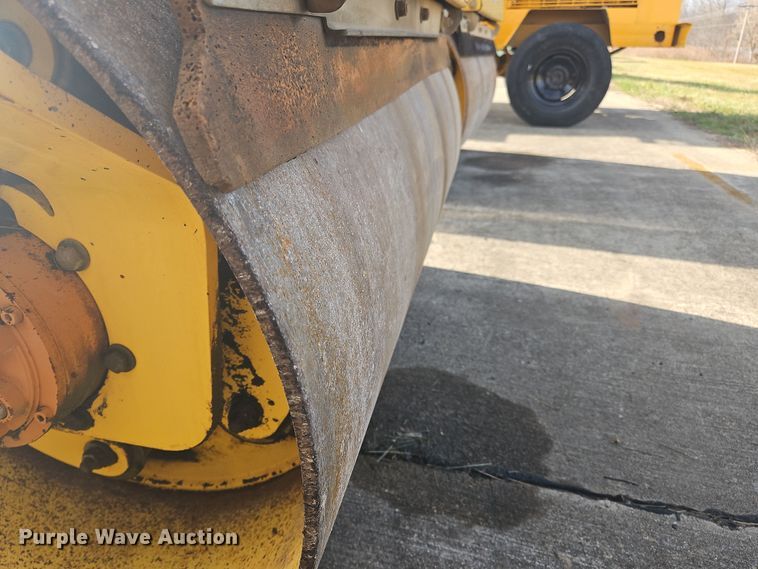 image for item NZ9101 2000 Bomag BW120 AD-3  double drum vibratory roller