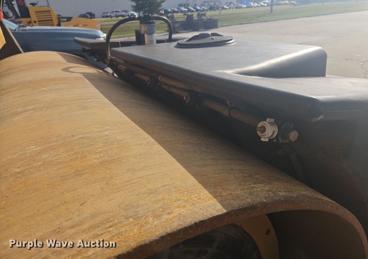 image for item NZ9102 2008 Hypac C778B  double drum vibratory roller