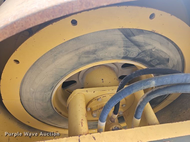 image for item NZ9102 2008 Hypac C778B  double drum vibratory roller