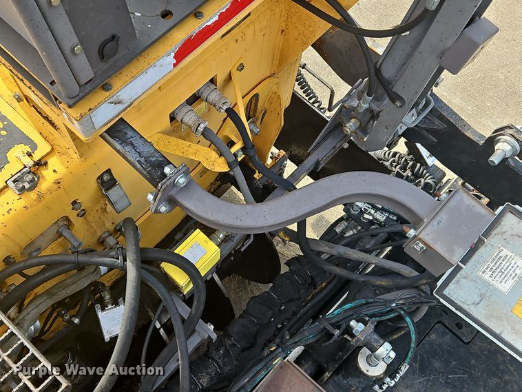 image for item NZ9106 2011 Volvo PF6110 paver