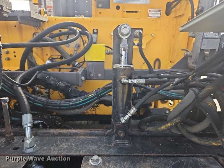 image for item NZ9106 2011 Volvo PF6110 paver