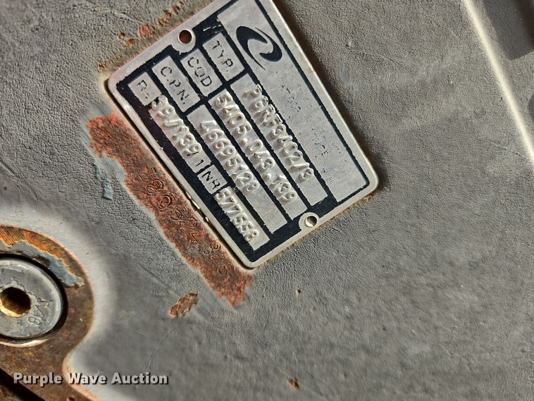 image for item NZ9106 2011 Volvo PF6110 paver