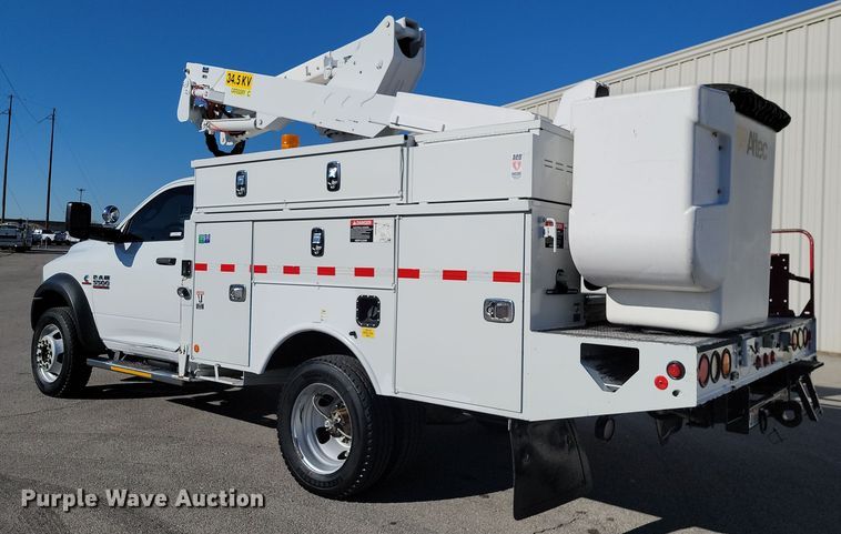 image for item OD9771 2014 Dodge Ram 5500HD  bucket truck