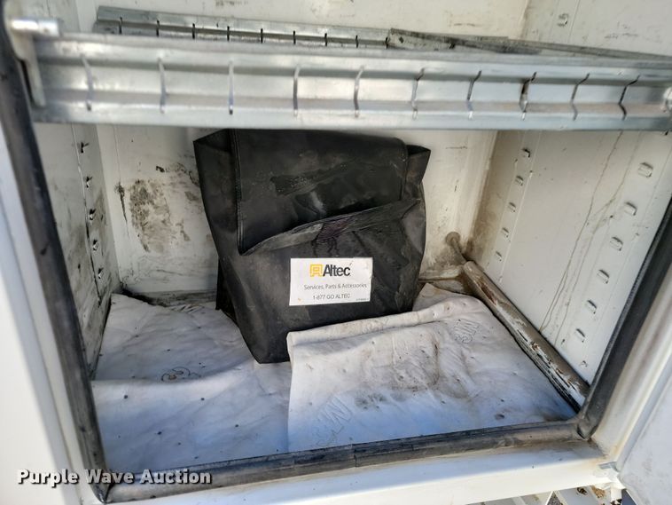 image for item OD9771 2014 Dodge Ram 5500HD  bucket truck