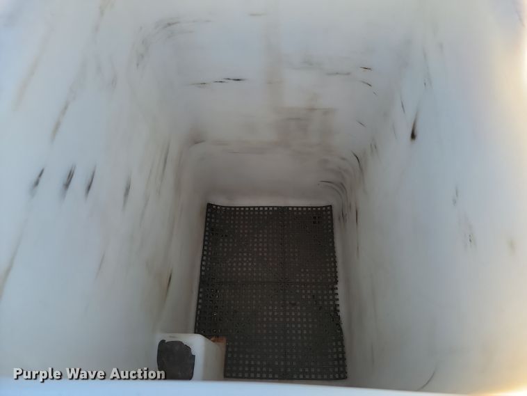 image for item OD9771 2014 Dodge Ram 5500HD  bucket truck