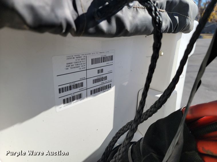 image for item OD9771 2014 Dodge Ram 5500HD  bucket truck